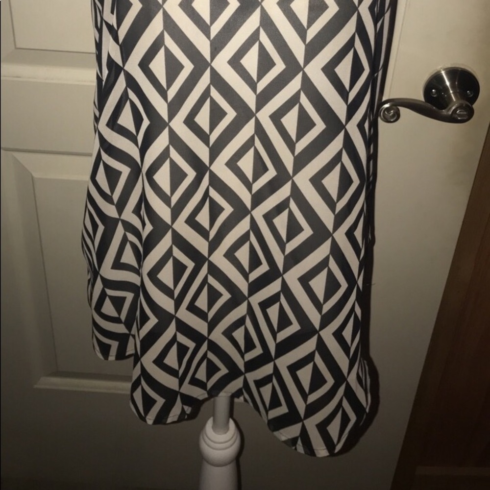 Aztec tank - Picture 3 of 3